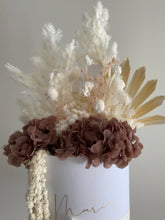 Load image into Gallery viewer, Forever Florals By Mihailo
